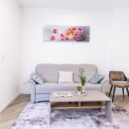 Neu I Ferienwohnung Jasmin Andernach Exteriér fotografie
