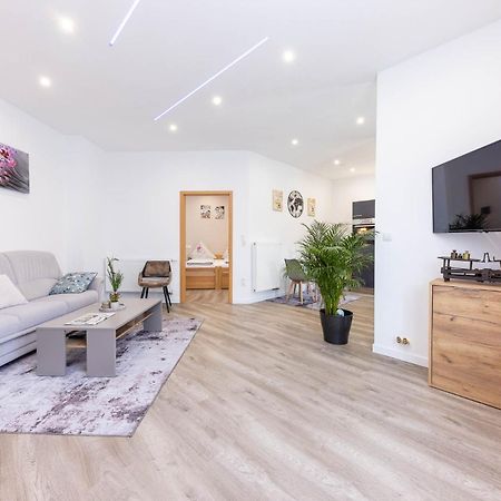 Neu I Ferienwohnung Jasmin Andernach Exteriér fotografie